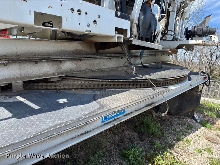 image for item FB3393 2021 Highway Manufacturing Company HHF pressure digger truck bed