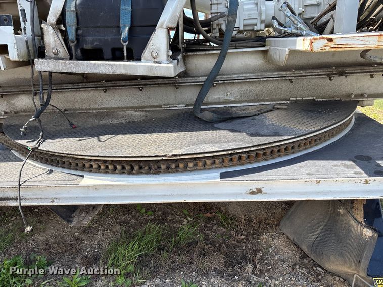 image for item FB3393 2021 Highway Manufacturing Company HHF pressure digger truck bed