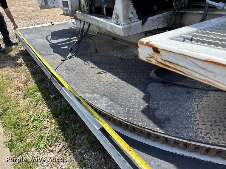 image for item FB3393 2021 Highway Manufacturing Company HHF pressure digger truck bed