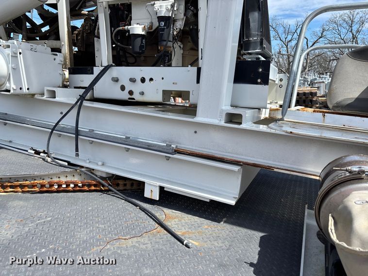 image for item FB3393 2021 Highway Manufacturing Company HHF pressure digger truck bed