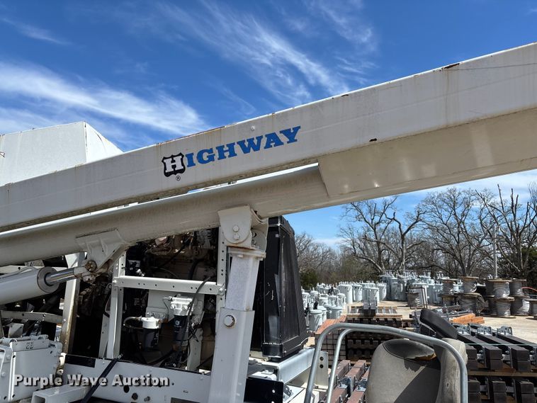 image for item FB3393 2021 Highway Manufacturing Company HHF pressure digger truck bed