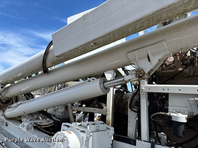 image for item FB3393 2021 Highway Manufacturing Company HHF pressure digger truck bed