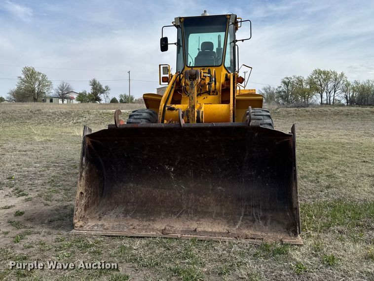 image for item FB7138 1988 John Deere 544E 