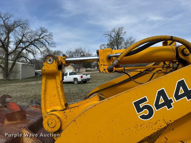 image for item FB7138 1988 John Deere 544E 