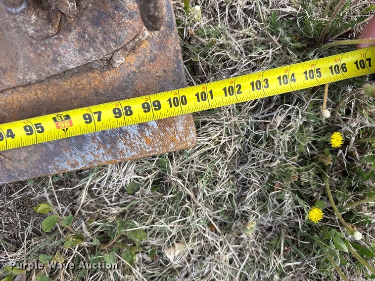 image for item FB7138 1988 John Deere 544E 