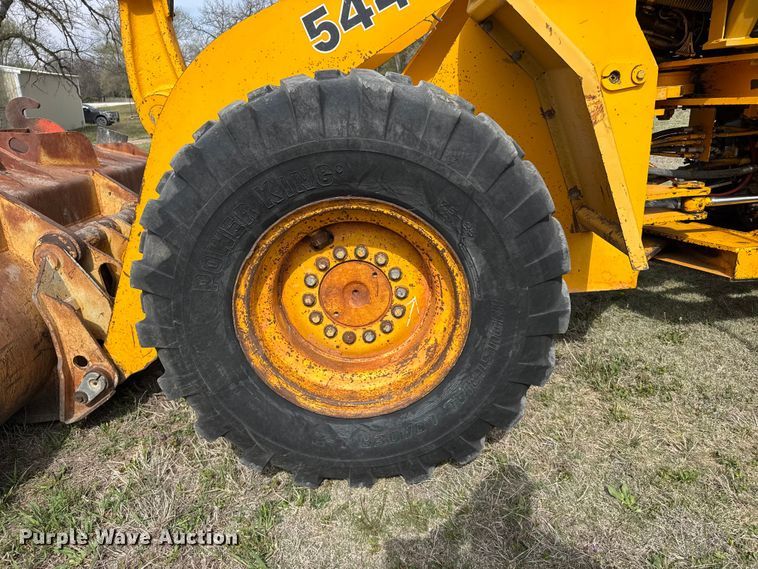 image for item FB7138 1988 John Deere 544E 