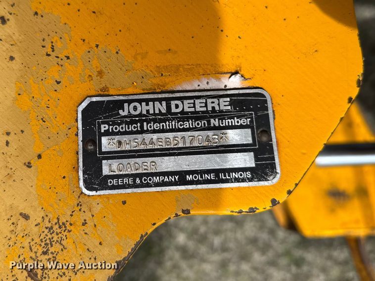 image for item FB7138 1988 John Deere 544E 