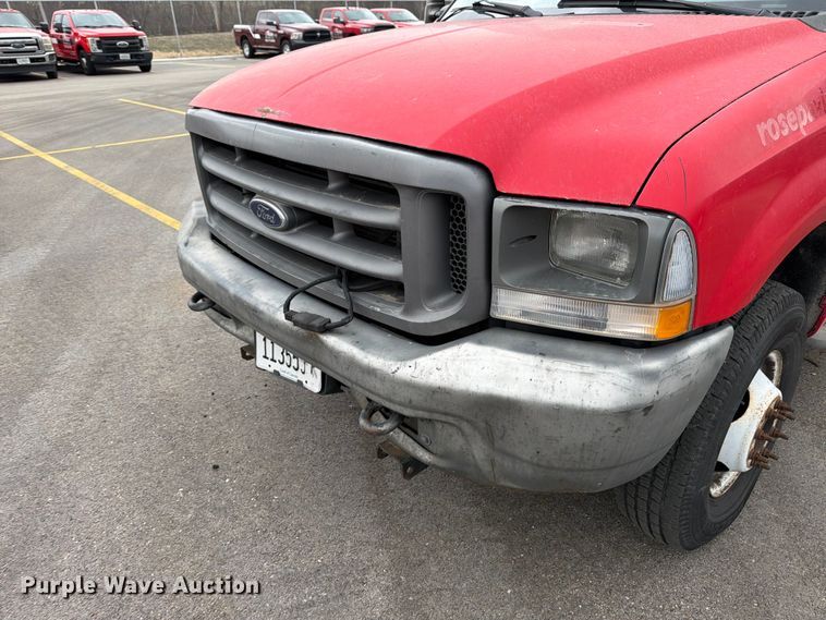 image for item FB8049 2004 Ford F350 Super Duty dump bed pickup truck