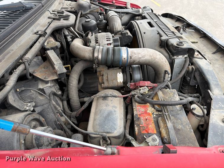 image for item FB8049 2004 Ford F350 Super Duty dump bed pickup truck