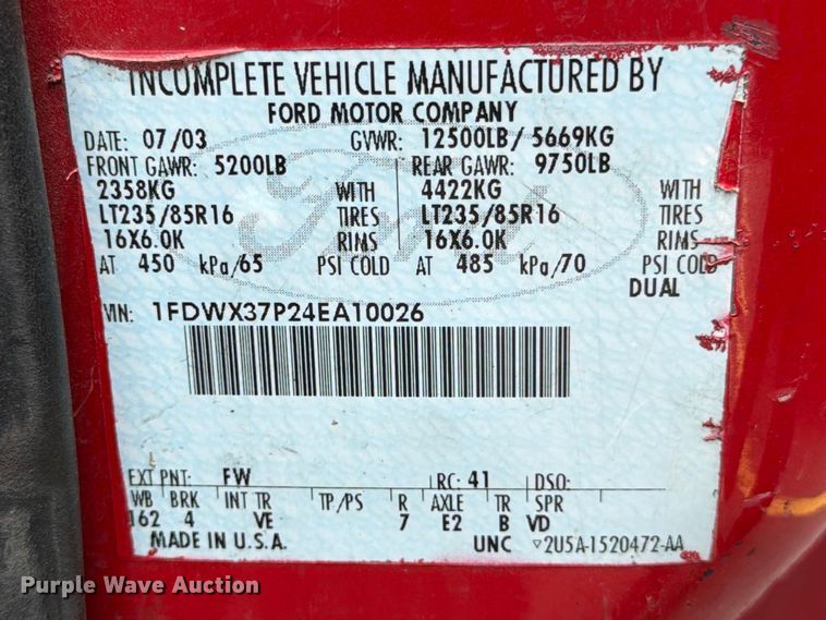 image for item FB8049 2004 Ford F350 Super Duty dump bed pickup truck