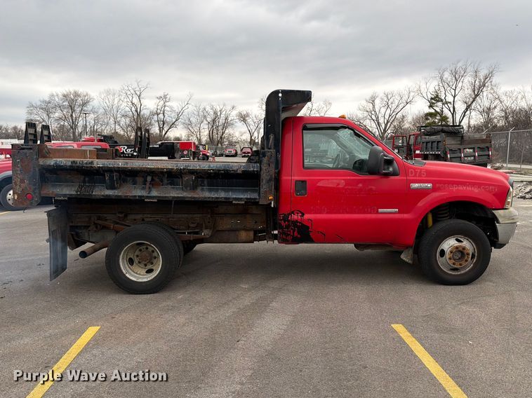 image for item FB8050 2005 Ford F350 Super Duty XL dump flatbed pickup truck