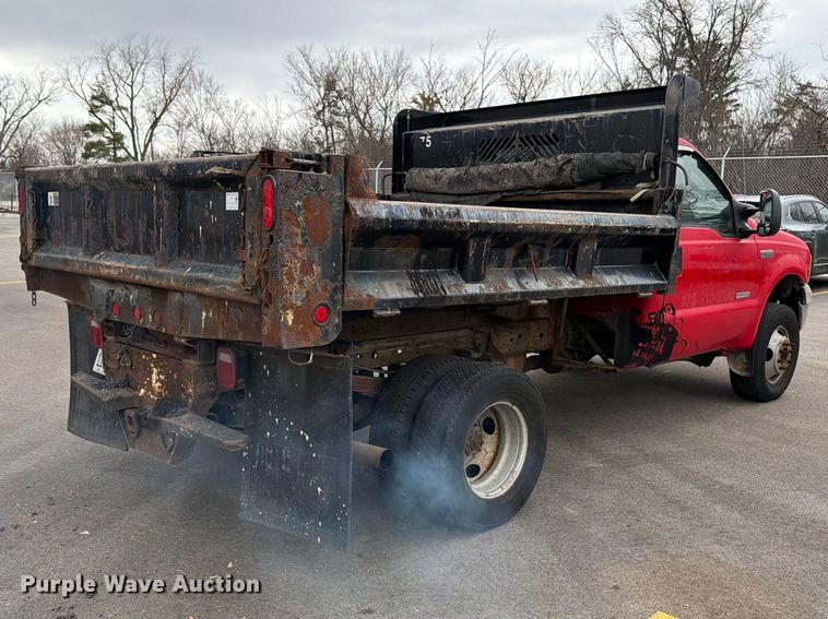 image for item FB8050 2005 Ford F350 Super Duty XL dump flatbed pickup truck
