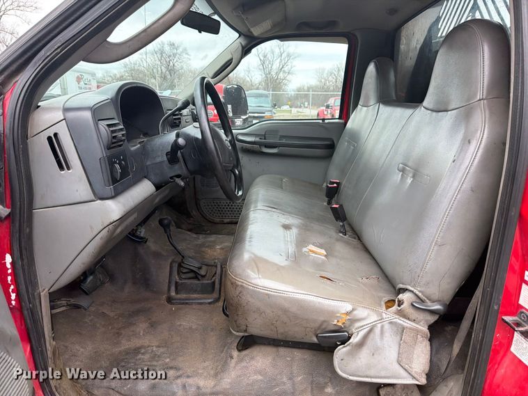 image for item FB8050 2005 Ford F350 Super Duty XL dump flatbed pickup truck