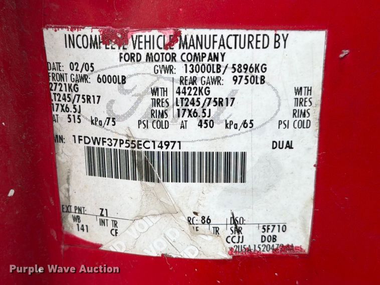 image for item FB8050 2005 Ford F350 Super Duty XL dump flatbed pickup truck