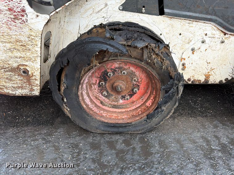 image for item FB8110 2020 Bobcat S64 skid steer loader