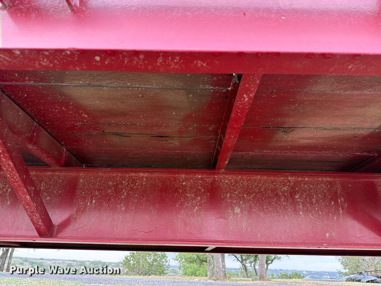 image for item FB8114 2002 Winston AP21025AC equipment trailer