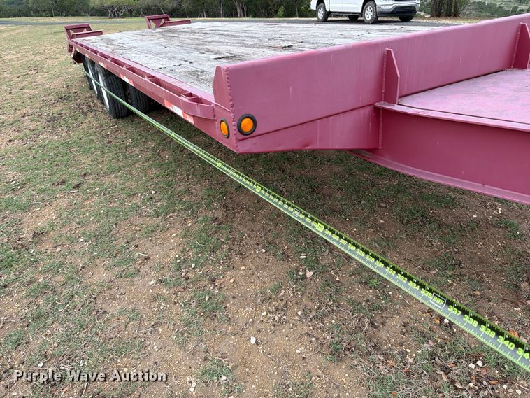 image for item FB8114 2002 Winston AP21025AC equipment trailer