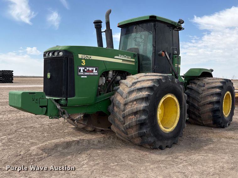 image for item FC2128 2005 John Deere 9520 Scraper Special 4WD tractor