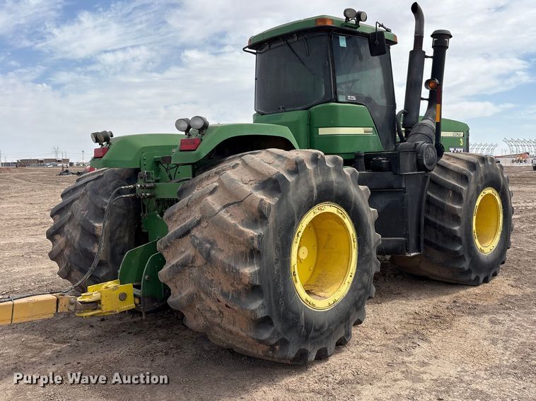 image for item FC2128 2005 John Deere 9520 Scraper Special 4WD tractor