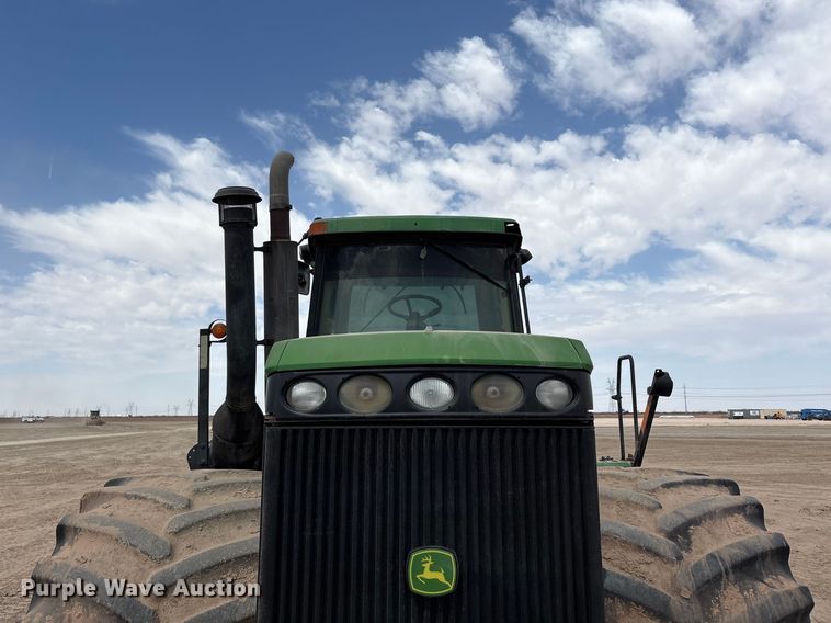 image for item FC2128 2005 John Deere 9520 Scraper Special 4WD tractor