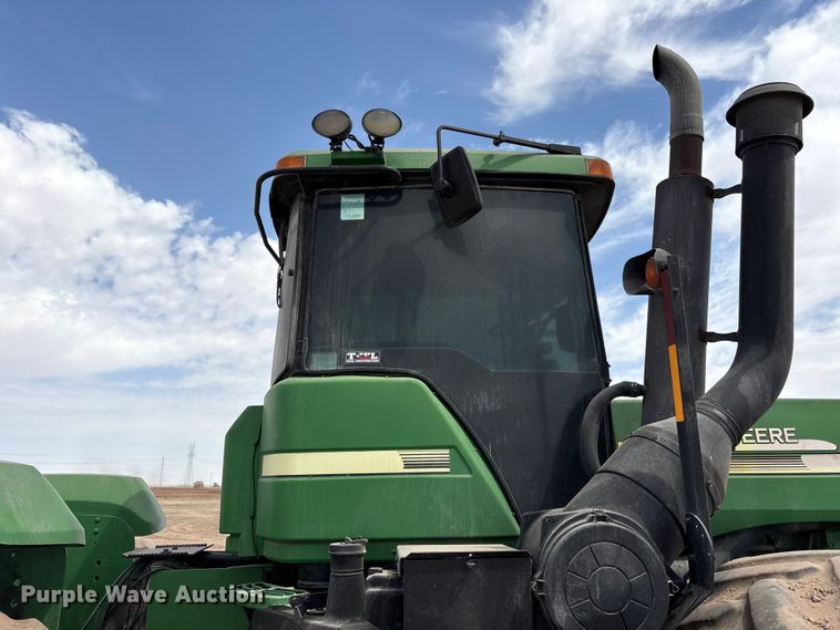 image for item FC2128 2005 John Deere 9520 Scraper Special 4WD tractor