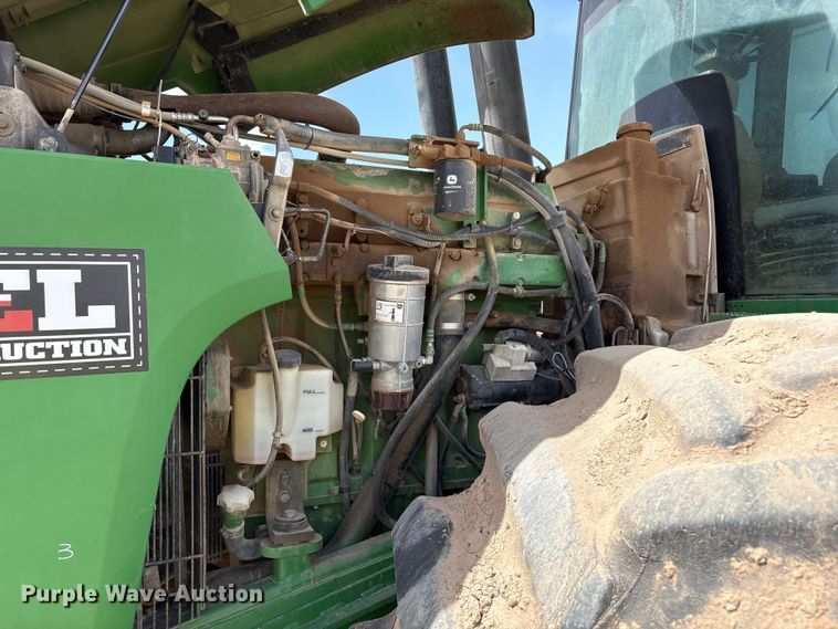 image for item FC2128 2005 John Deere 9520 Scraper Special 4WD tractor