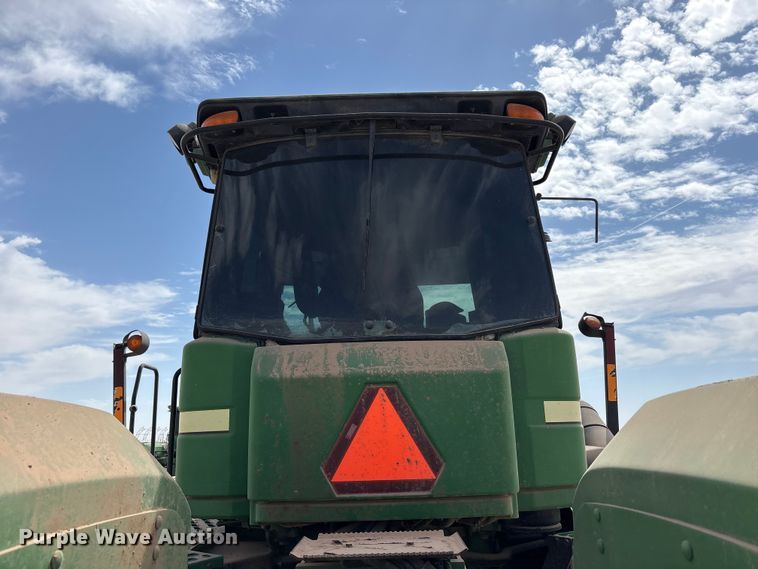 image for item FC2129 2006 John Deere 9520 Scraper Special 4WD tractor