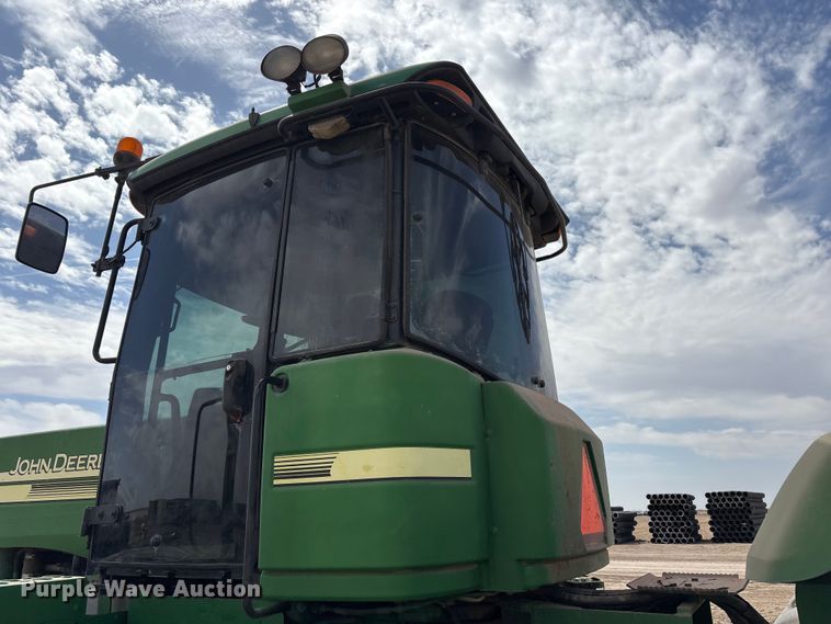 image for item FC2129 2006 John Deere 9520 Scraper Special 4WD tractor