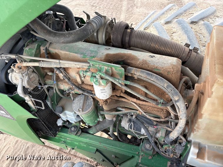 image for item FC2129 2006 John Deere 9520 Scraper Special 4WD tractor