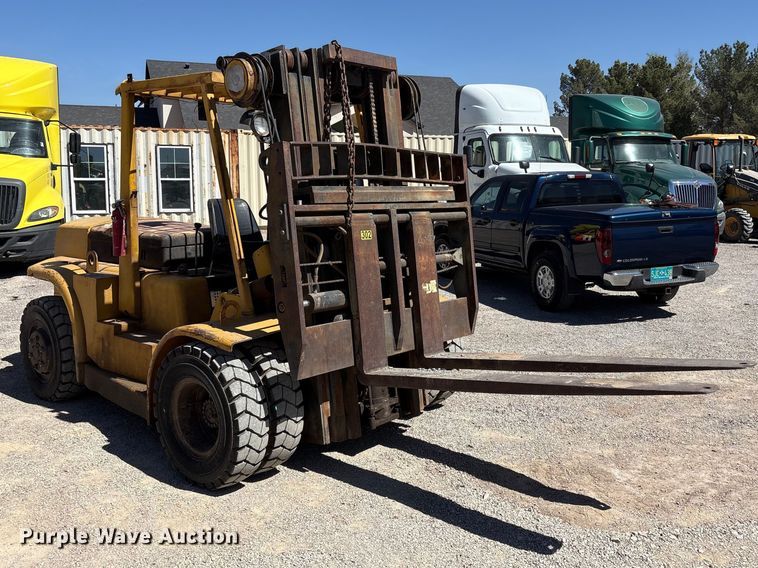 image for item FC2134 Hyster forklift