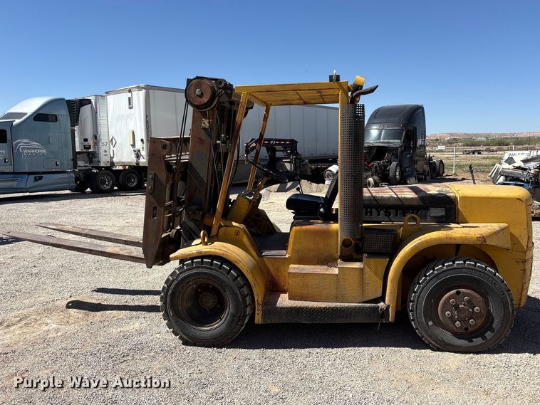 image for item FC2134 Hyster forklift