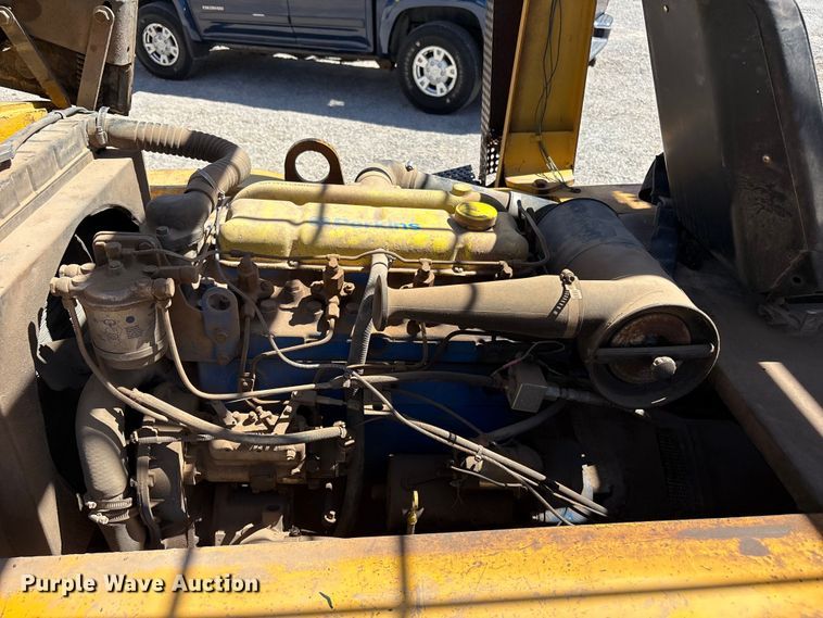 image for item FC2134 Hyster forklift