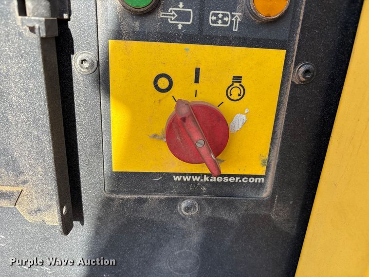 image for item FC2142 2015 Kaeser M122 air compressor