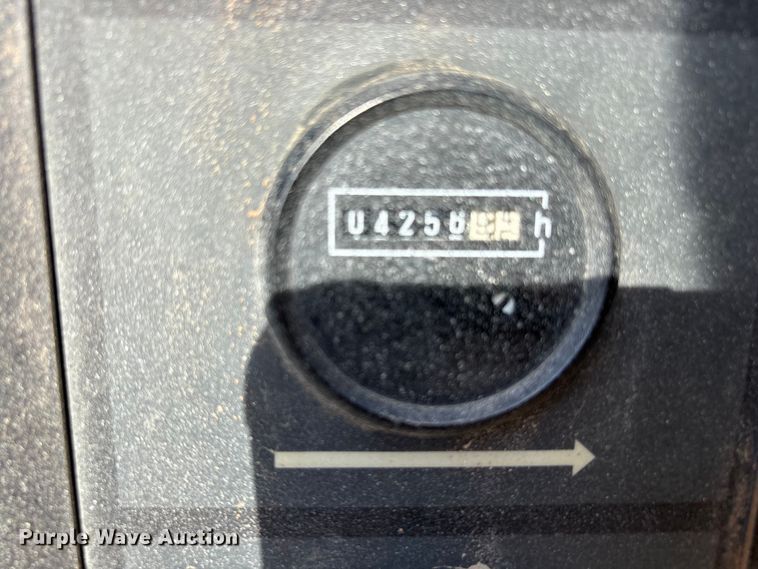 image for item FC2142 2015 Kaeser M122 air compressor