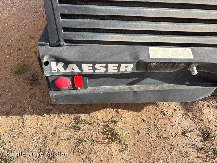image for item FC2142 2015 Kaeser M122 air compressor