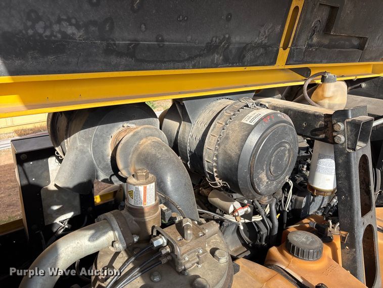 image for item FC2142 2015 Kaeser M122 air compressor