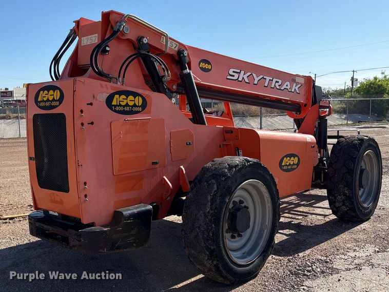 image for item FC2167 2015 Skytrak 6036 telehandler