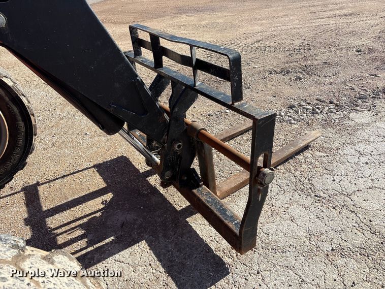 image for item FC2167 2015 Skytrak 6036 telehandler
