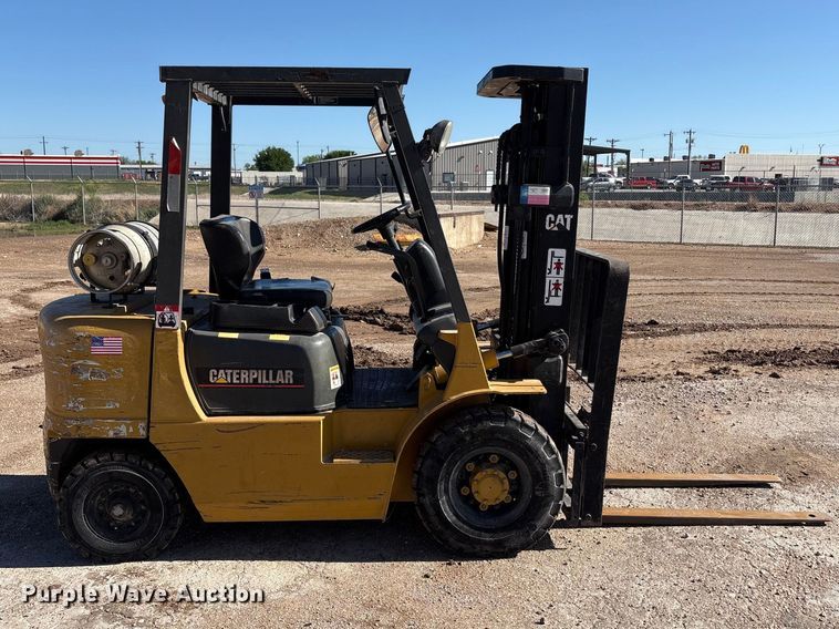image for item FC2168 Caterpillar GP25K forklift