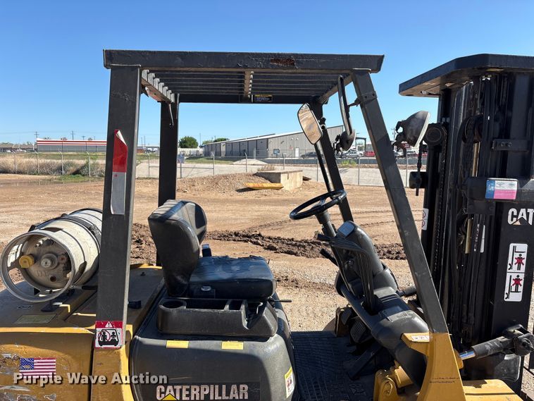 image for item FC2168 Caterpillar GP25K forklift