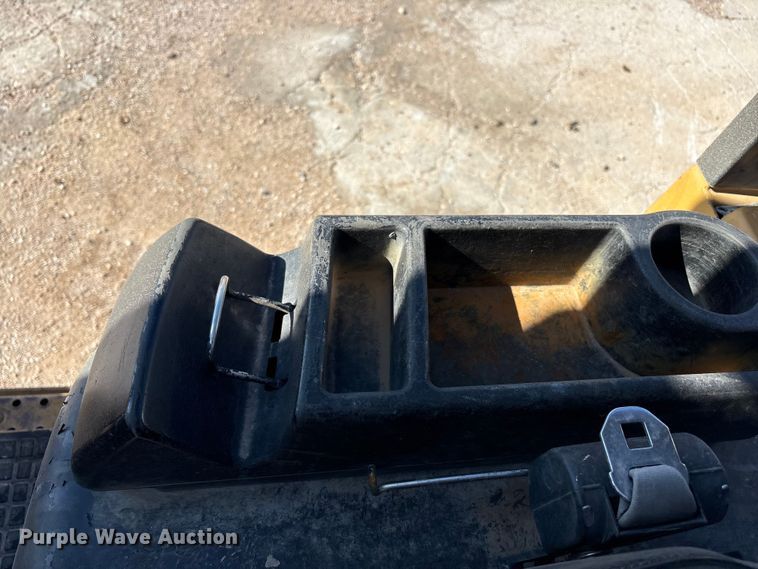 image for item FC2168 Caterpillar GP25K forklift