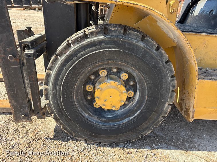 image for item FC2168 Caterpillar GP25K forklift