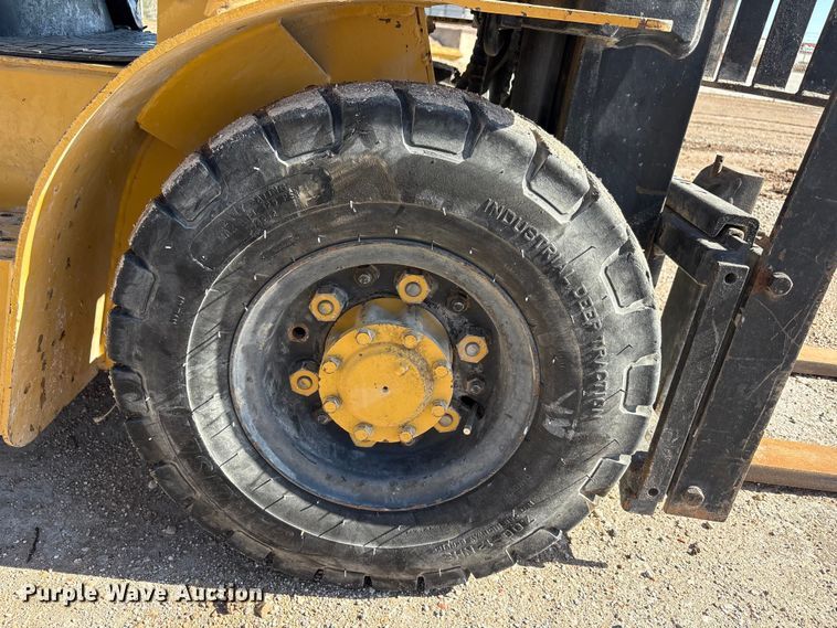 image for item FC2168 Caterpillar GP25K forklift
