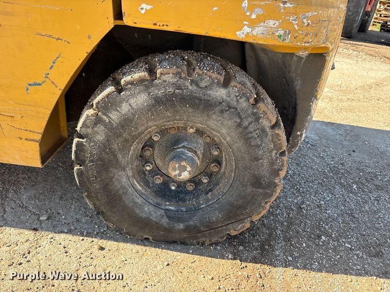 image for item FC2168 Caterpillar GP25K forklift