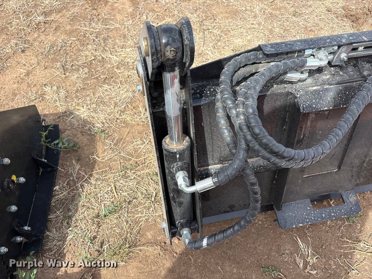 image for item FC2174 KH72 skid steer four-in-one bucket
