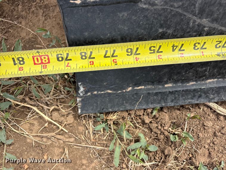 image for item FC2175 Pabreak skid steer screening bucket