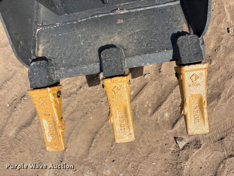 image for item FC2178 Skid steer stump bucket