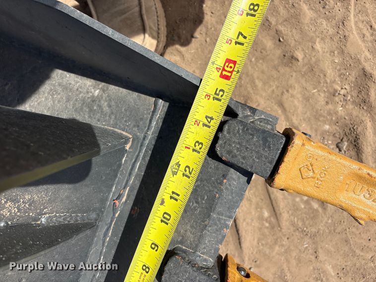 image for item FC2178 Skid steer stump bucket