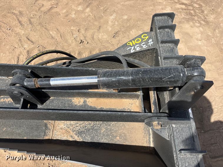 image for item FC2178 Skid steer stump bucket