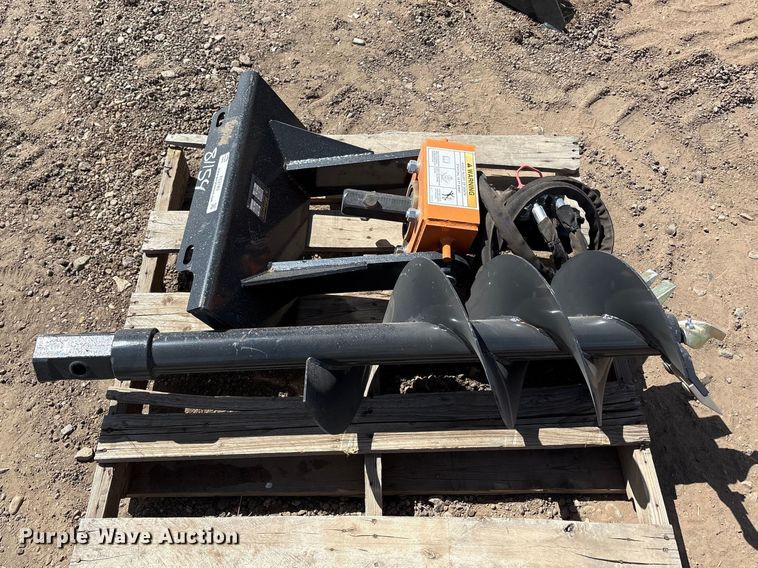 image for item FC2183 Wolverine MAD-12-12D compact utility loader auger